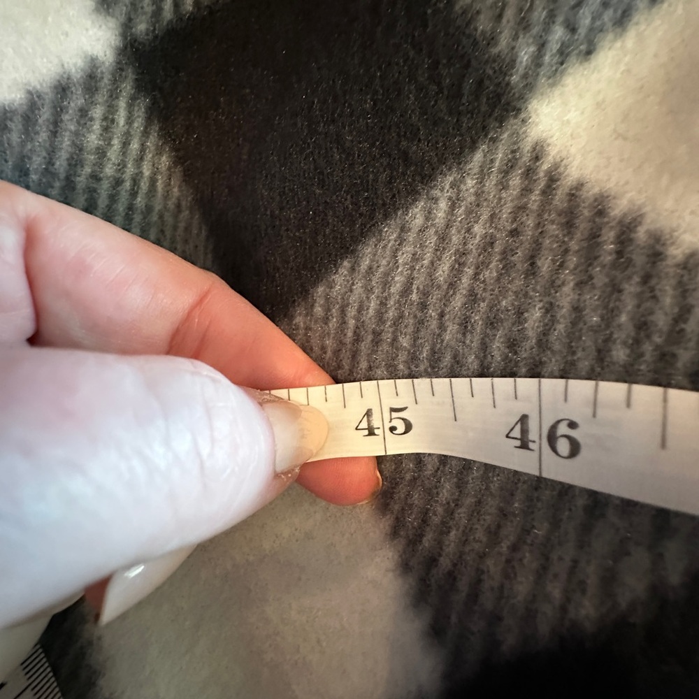 Flannel Poncho - Picture 7 of 10